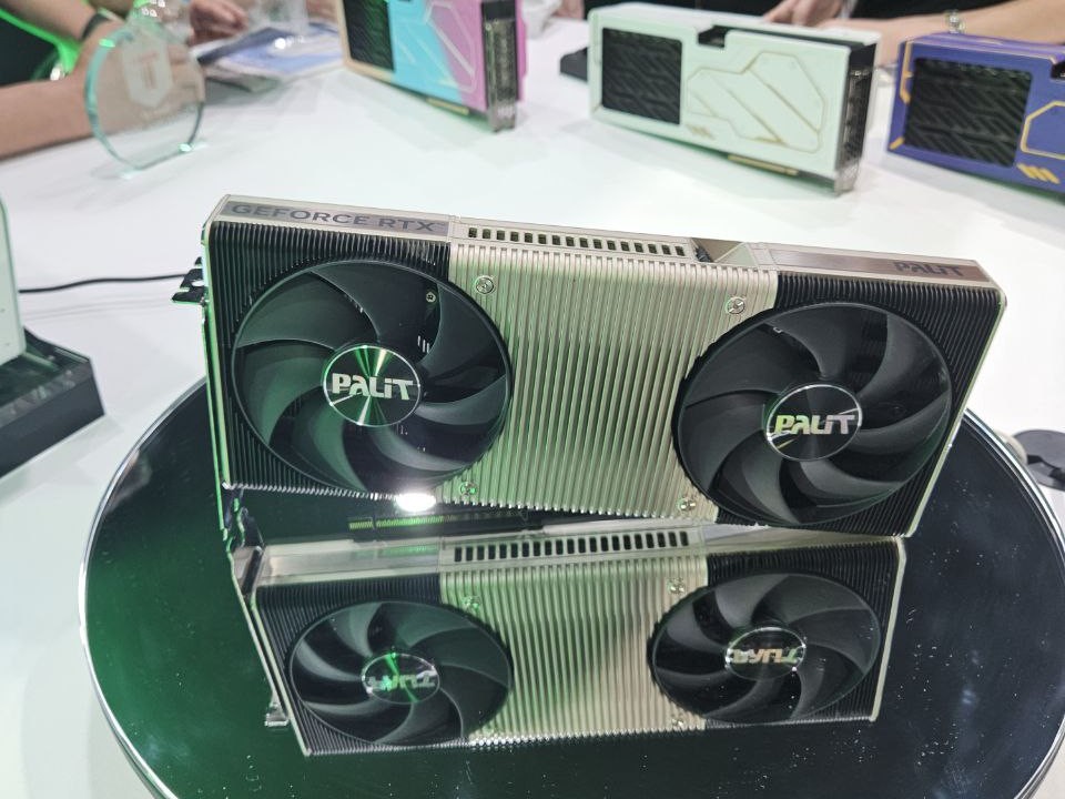 Palit RTX 5090 Tornado