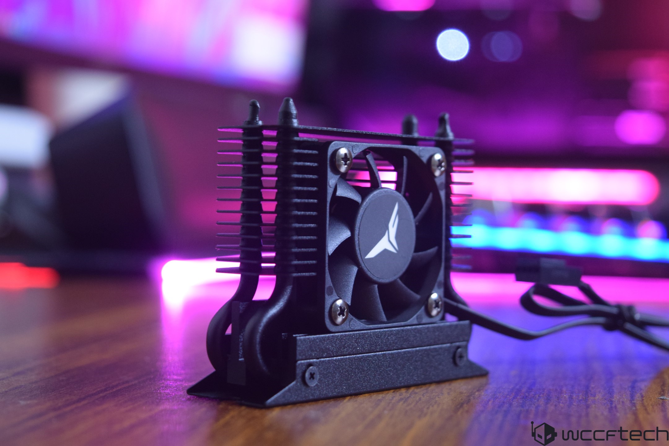 Обзор TeamGroup T-Force DARK AirFlow 1 SSD Cooler – Управление Gen5 как профи 6 Медные тепловые трубки TeamGroup T-Force DARK Airflow 1