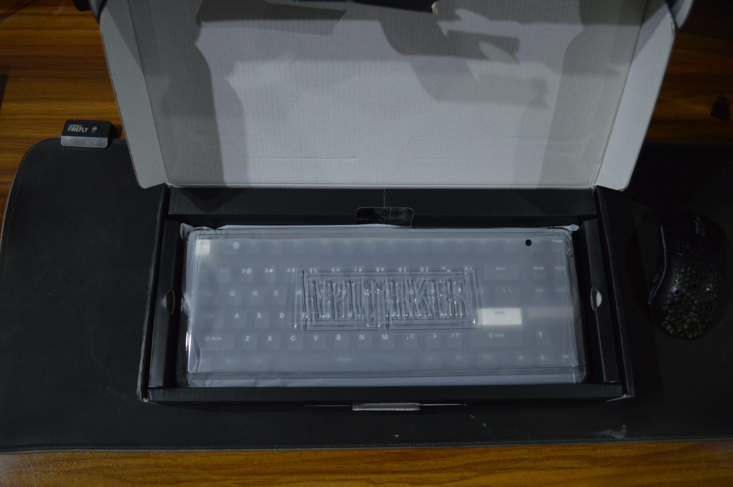 Обзор Epomaker TH85 Wireless – Надежная и компактная игровая клавиатура 2 Epomaker TH85 — комплектация