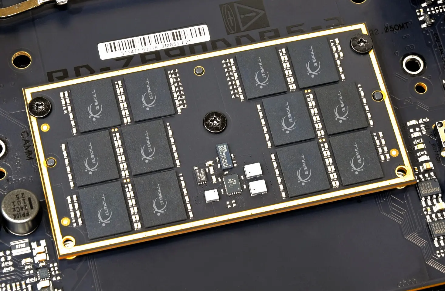 Разгон DDR5-10000 с модулем G.Skill CAMM2 на ASUS ROG Maximus Z890