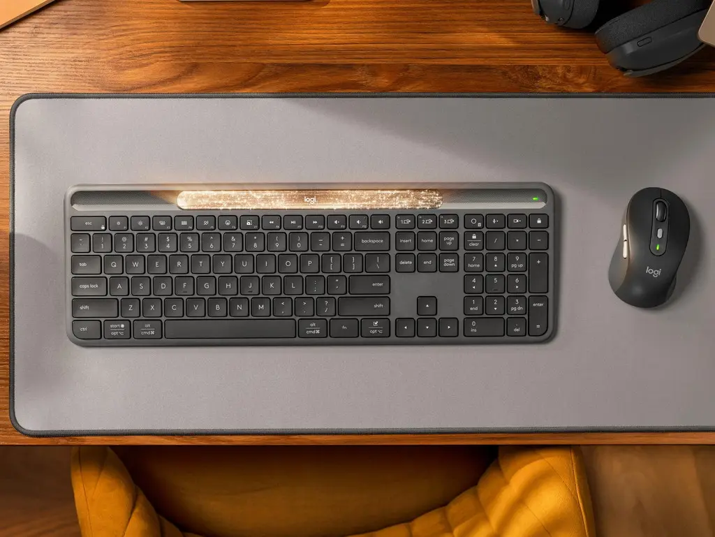 Logitech Signature Slim Solar+ K980 клавиши